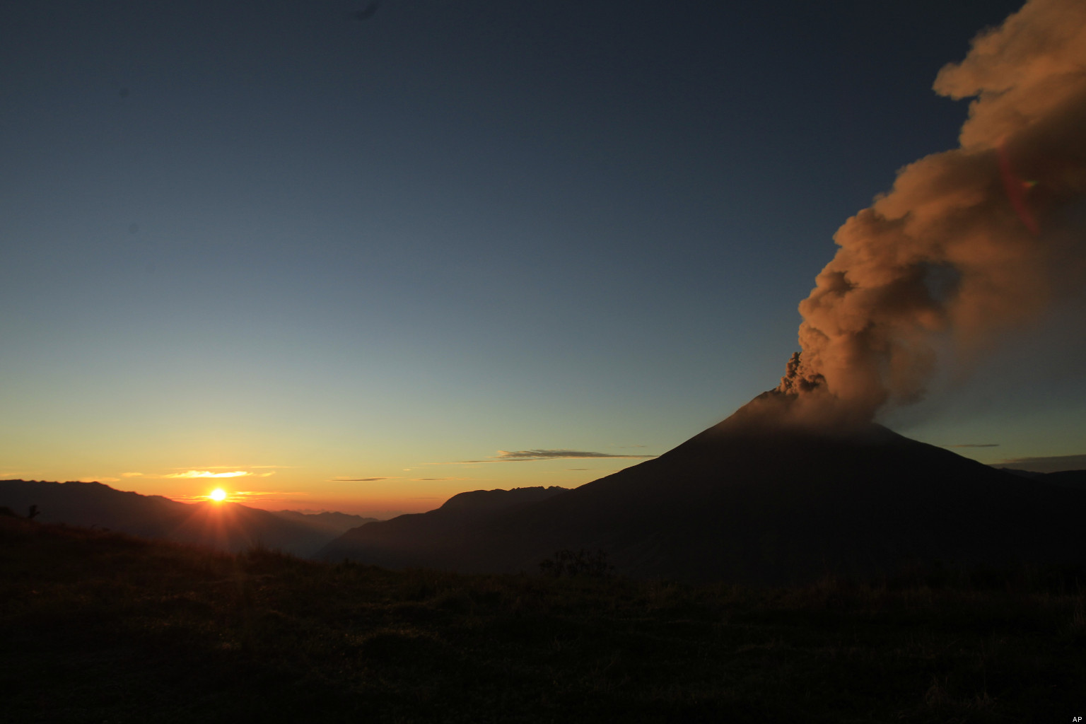 Volcán Tungurahua no pudo abastecer a las iglesias en este miércoles de ceniza