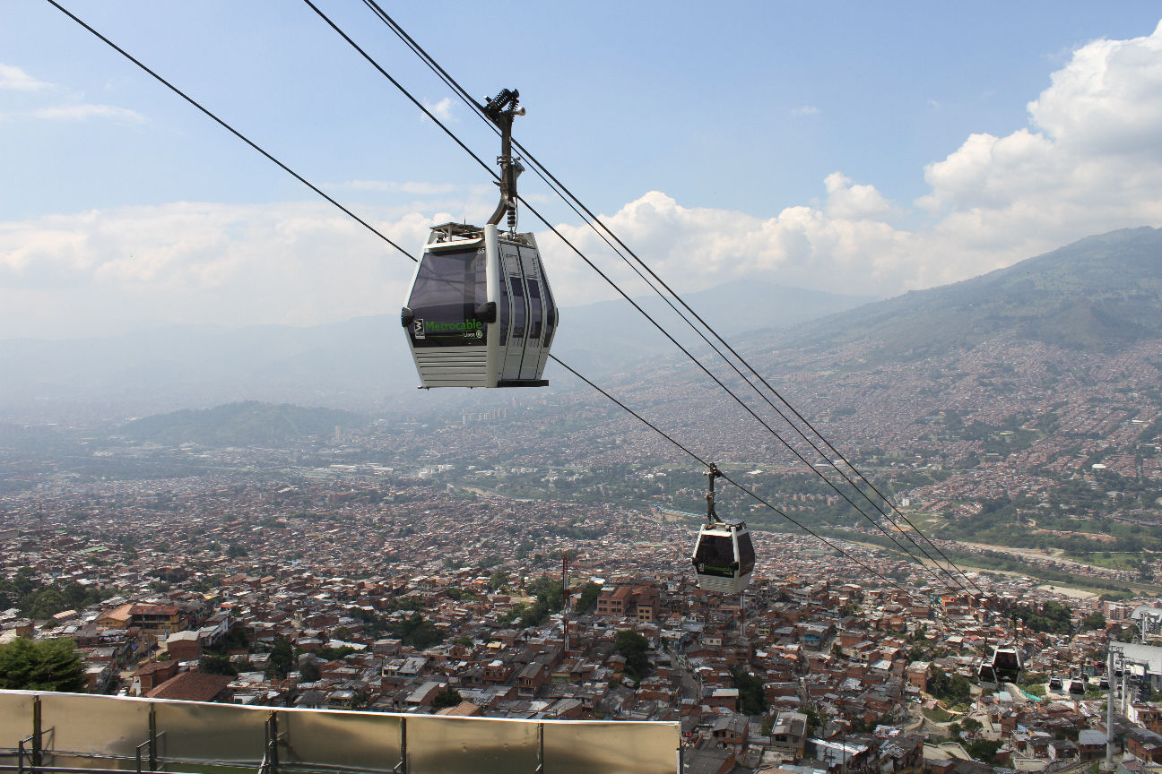 Concejales de PAIS se oponen a la construcción de los Quitocables, lo consideran un 'sistema obsoleto'