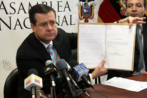 A asambleísta Páez le salió el tiro por la culata al pedir investigación sobre trasferencias irregulares