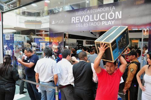 Ecuador celebrará el "Miércoles Verde" de compras con más impuestos