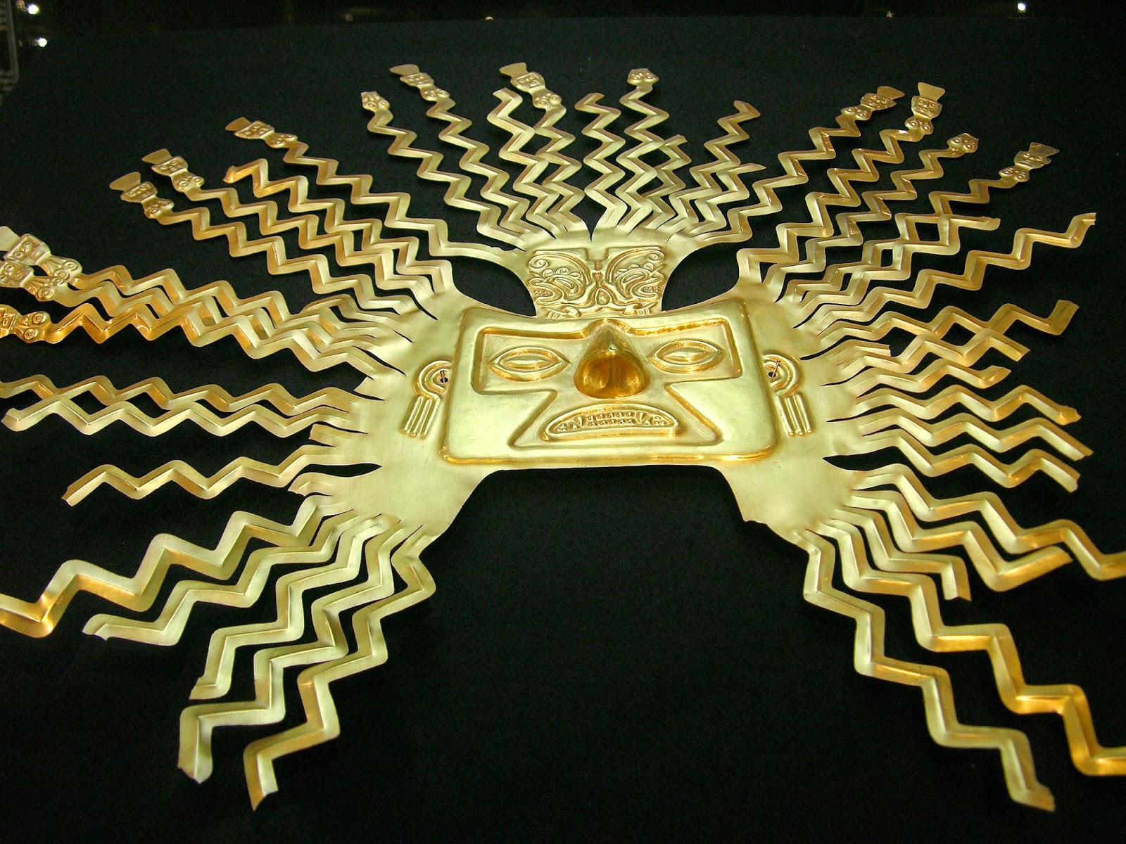 Ecuador ofrece a Grecia sus reservas de oro para ayudarlo a superar la crisis