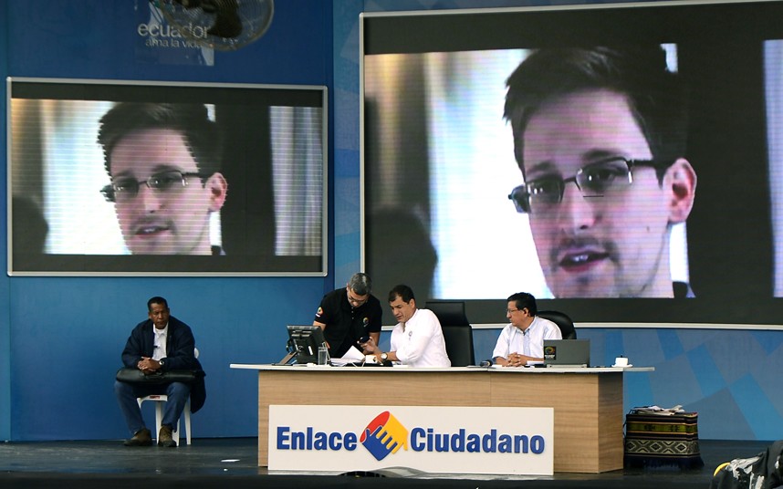 Rommy Vallejo niega que Snowden esté escondido en las instalaciones de la SENAIN