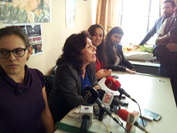 Presidente de Turquía obsequiará alfombras a las mujeres agredidas