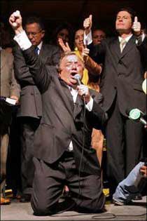 alvaro-noboa-enviado-de-dios