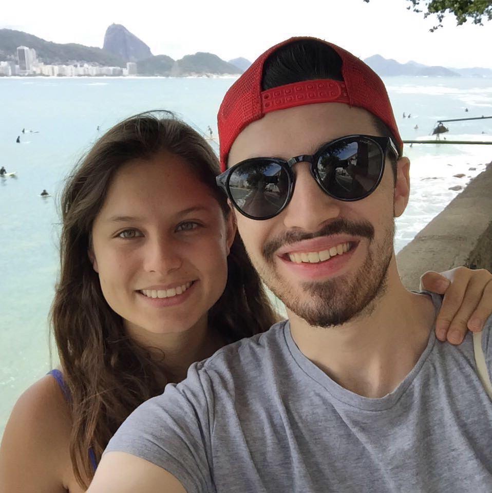 Hija de Correa se encuentra gravemente herida por los comentarios negativos a su tweet