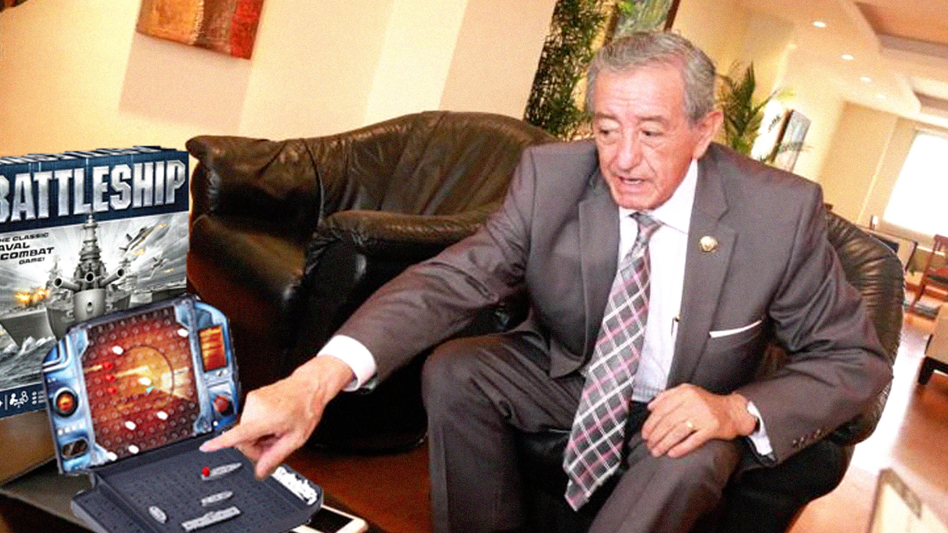 Defensa dispone de un Hasbro Battleship para atacar a los pesqueros chinos en Galápagos