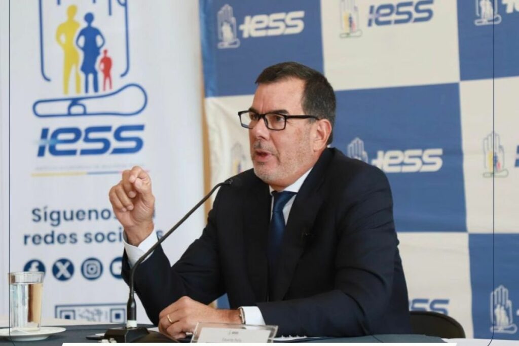 El IESS niega rotundamente que subirá la edad de jubilación; solo pedirá que los viejitos trabajen gratis hasta los 85