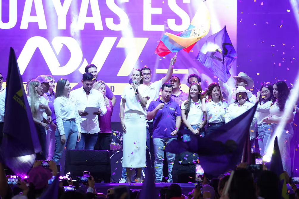 CNE denuncia campaña anticipada de candidatos correístas en mitin de ADN